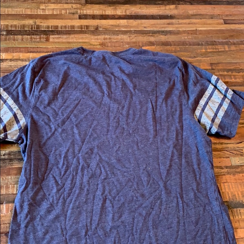 American Rag T-Shirt - Picture 3 of 3